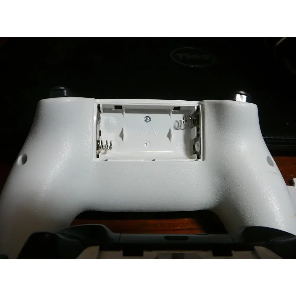 Wireless Xbox controller and Generic Controller Pre-owned